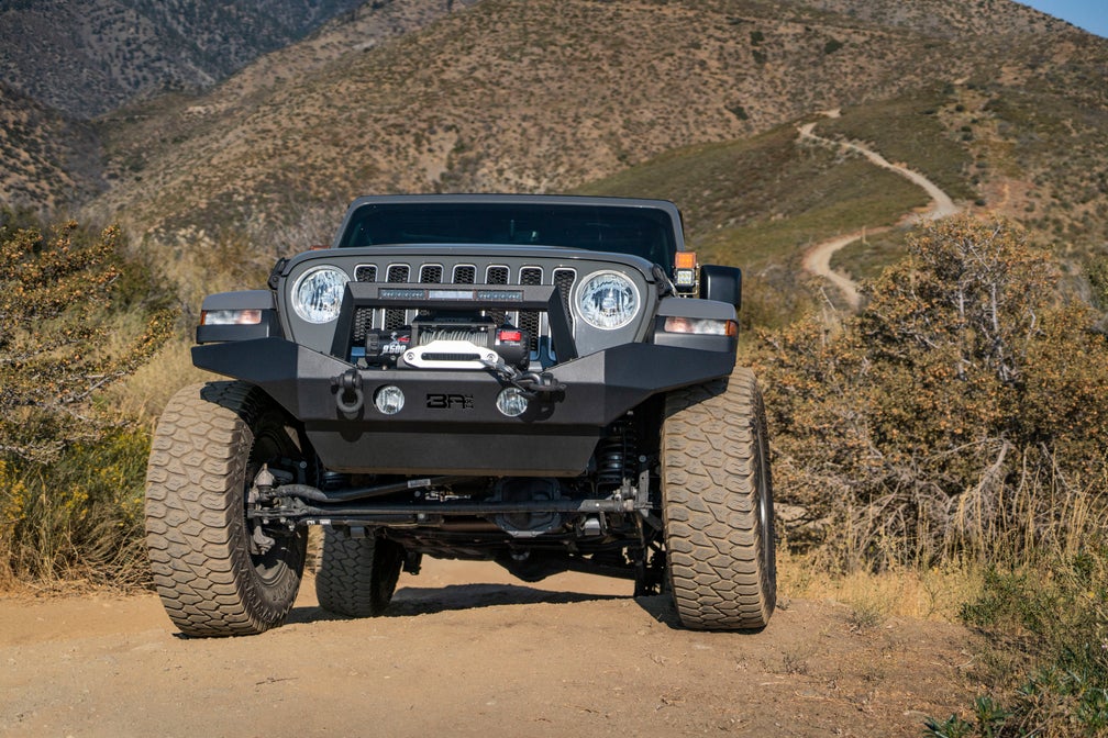 Rugged Steel Front Bumper Skid Plate: Jeep Wrangler JL & Gladiator JT Protection