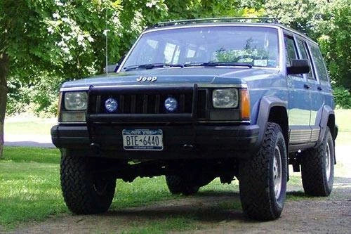 Zone Offroad 3-Inch Coil Leaf Spring Lift Kit Fox Shocks Jeep Cherokee XJ 84-01