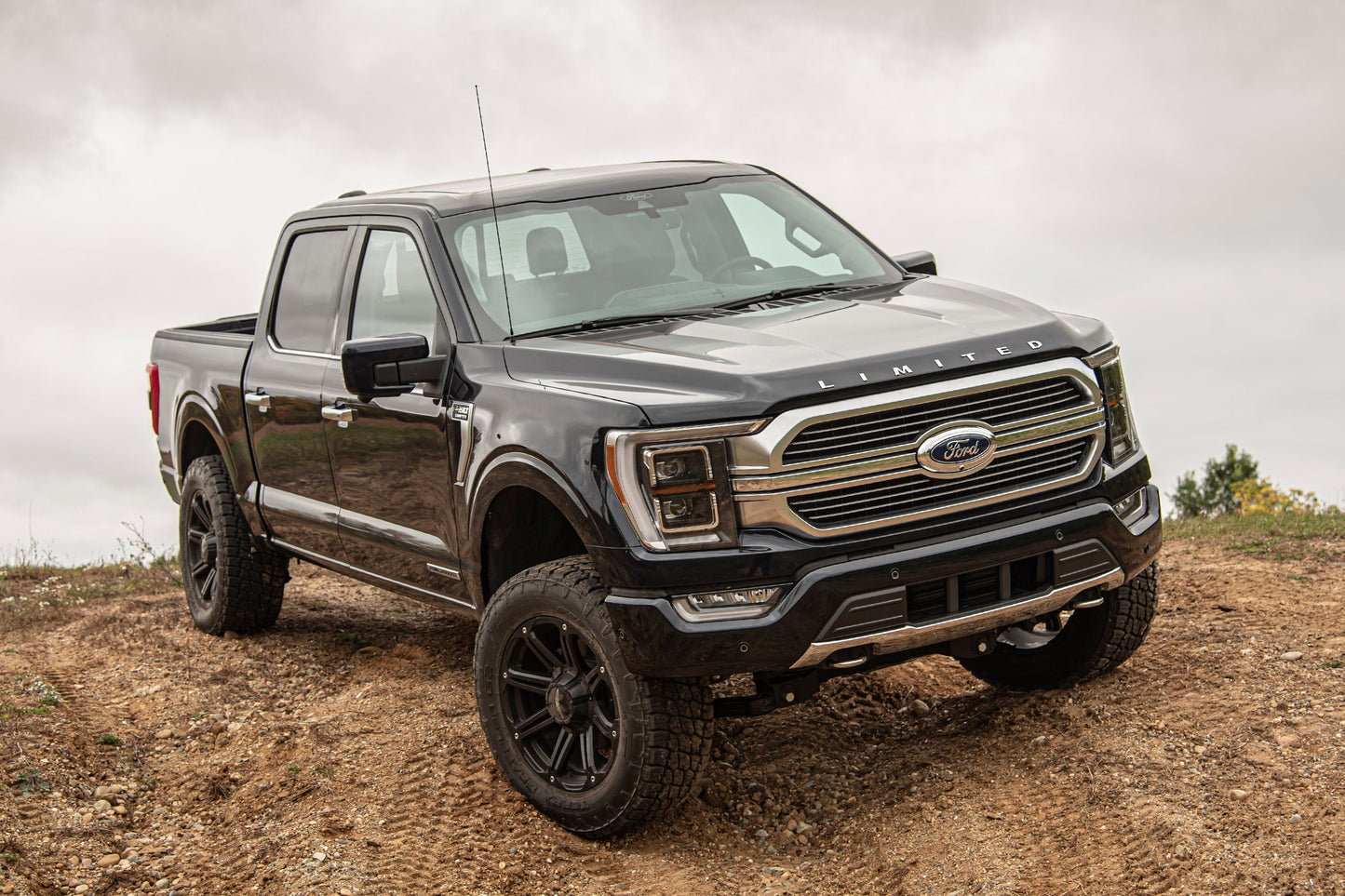 4 Inch Lift Kit | FOX 2.5 Performance Elite Coil-Over | Ford F150 (21-25) 4WD
