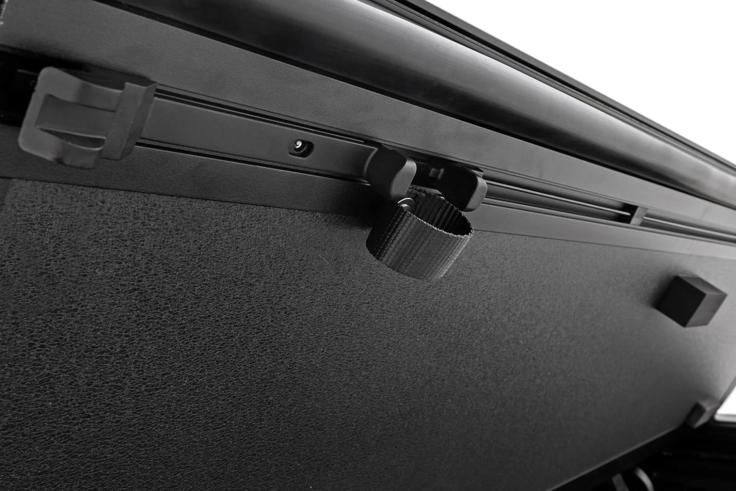 Hard Tri-Fold Flip Up Bed Cover Jeep Gladiator JT 4wd 20-25 by Rough Country
