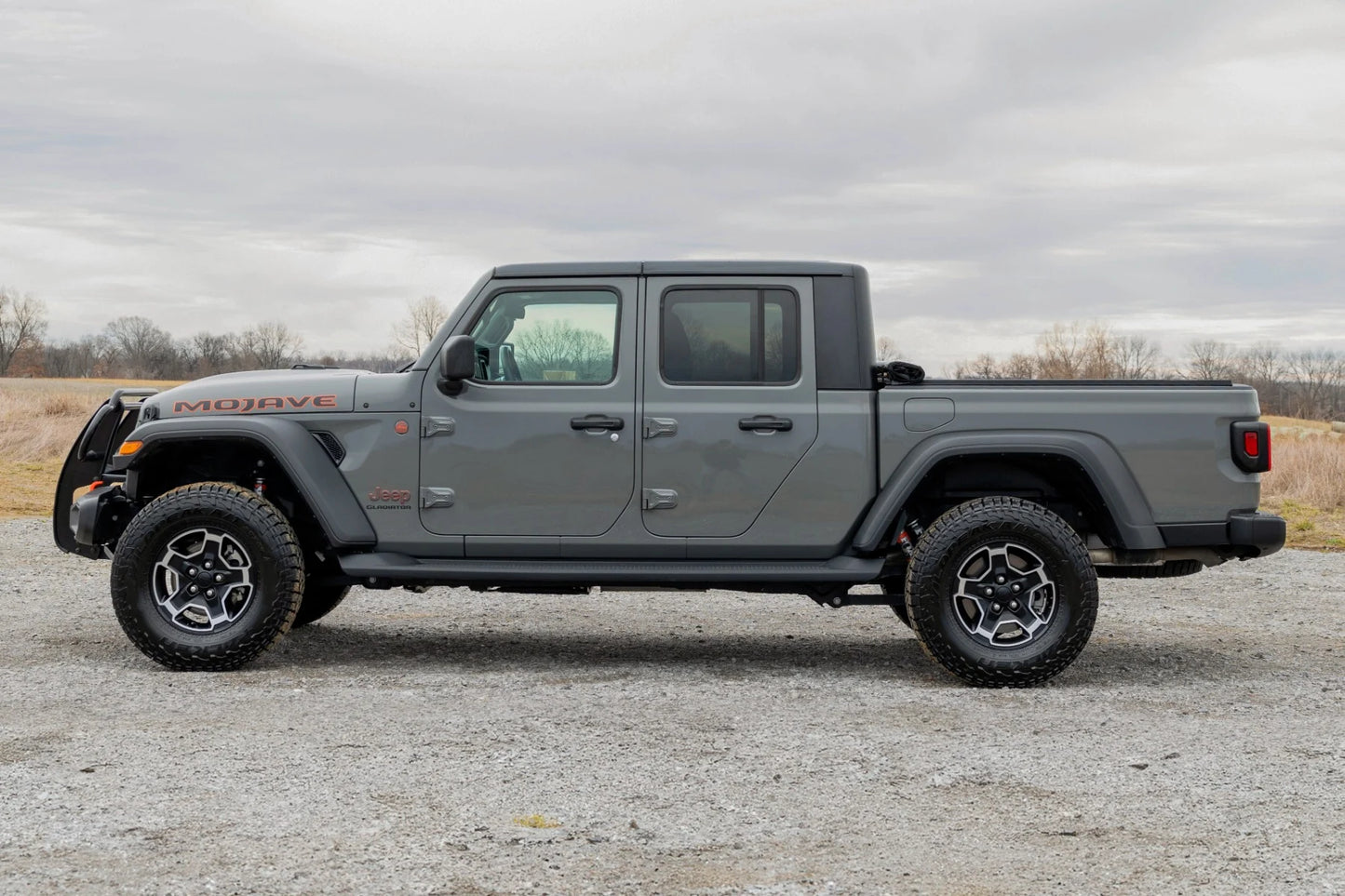 Soft Roll Up Bed Cover 5 Bed Jeep Gladiator JT 4WD 20-25 by Rough Country
