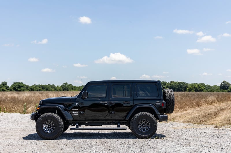 2.5 Inch Lift Kit | 4-Door | Jeep Wrangler Unlimited 4WD (2024-2025)