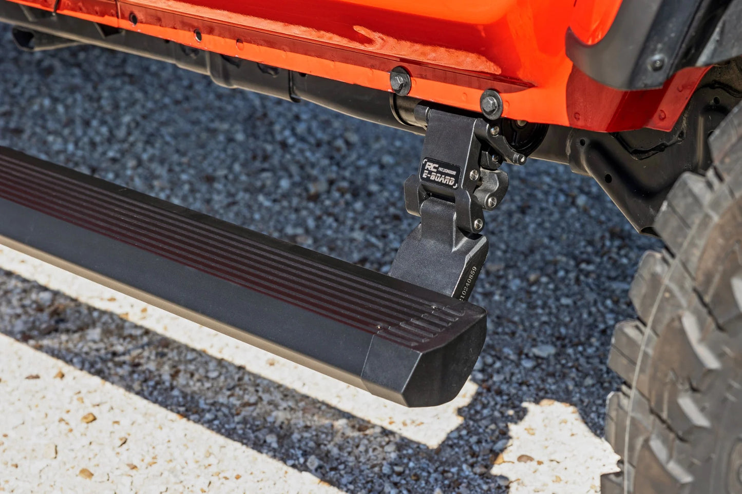 Power Running Boards Dual Electric Motor Jeep Gladiator JT 4WD 20-25 by Rough Country