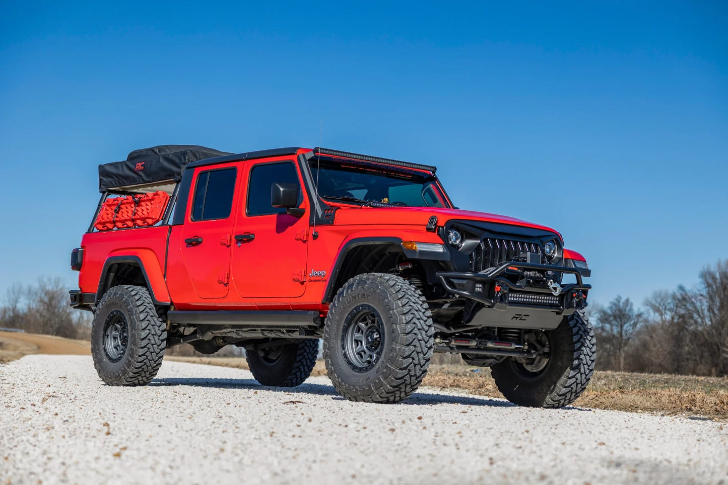 Power Running Boards Dual Electric Motor Jeep Gladiator JT 4WD 20-25 by Rough Country
