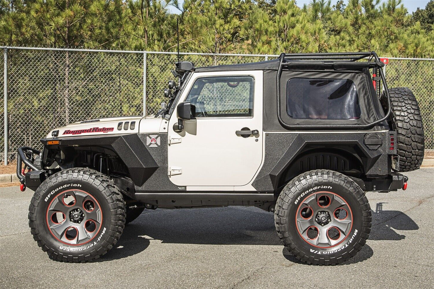 XHD Armor Fenders  Wrangler (JK) By Rugged Ridge